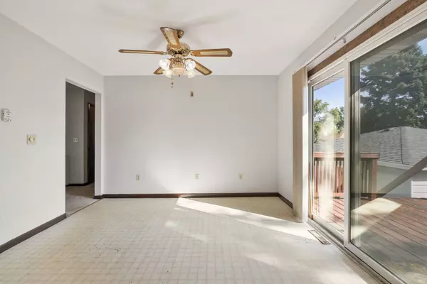 1504 Addleman ST, Joliet, IL 60431