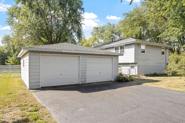 1504 Addleman ST, Joliet, IL 60431