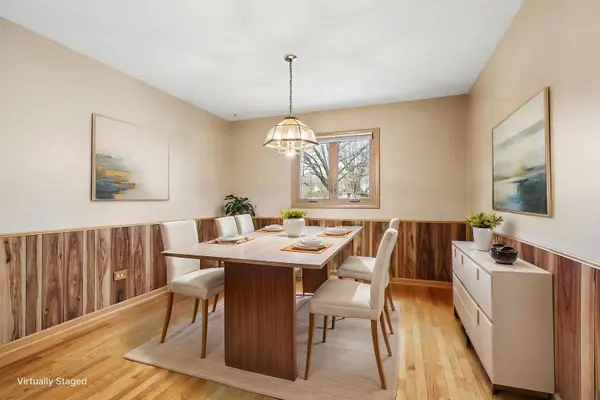 16 S Margaret ST, Joliet, IL 60436