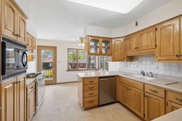 505 50th PL, Western Springs, IL 60558