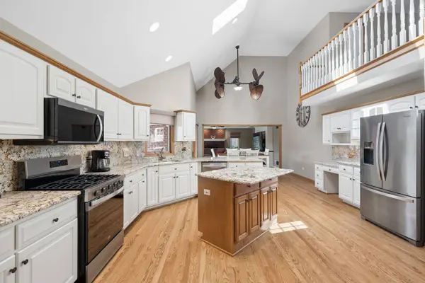 17345 Deer Creek DR, Orland Park, IL 60467