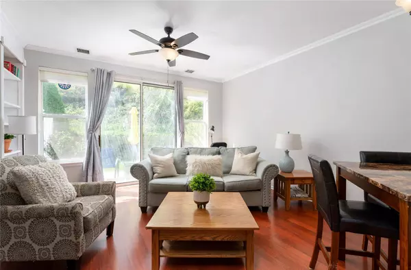 160 Windward CT, Port Jefferson, NY 11777