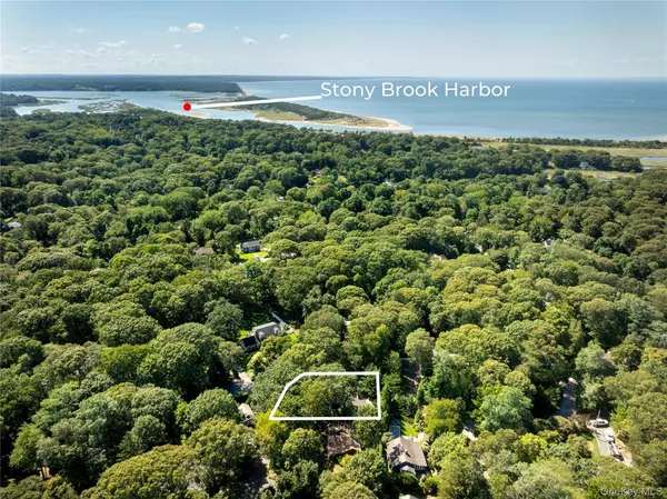 64 Brook DR, Stony Brook, NY 11790