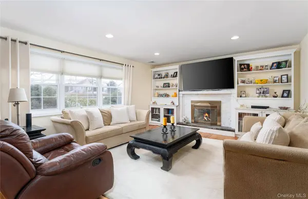 68 Washington AVE, Patchogue, NY 11772