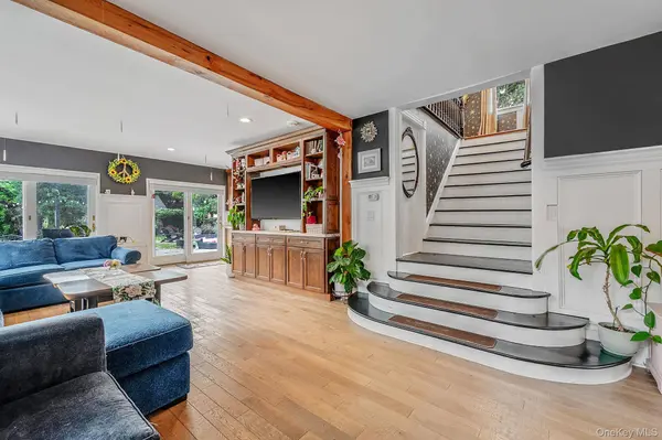 6 New York AVE, Stony Brook, NY 11790
