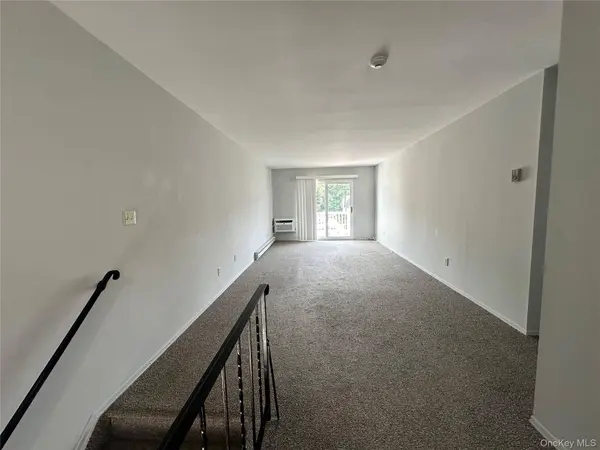 101 Sylvan #21, Miller Place, NY 11764