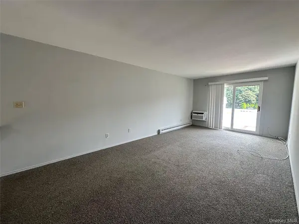 101 Sylvan #21, Miller Place, NY 11764