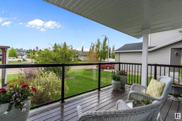 121 PIPESTONE DR, Millet, AB T0C 1Z0