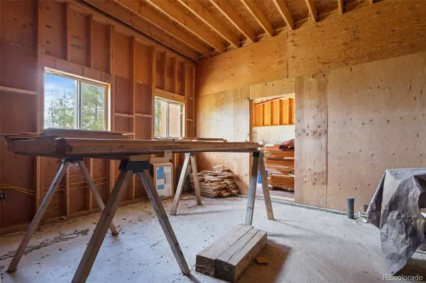 3600 Blue Mountain TRL, Lyons, CO 80540