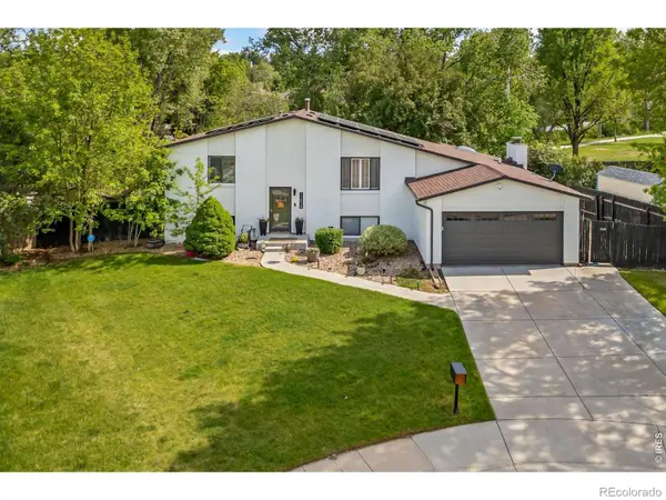 12438 W 70th PL, Arvada, CO 80004