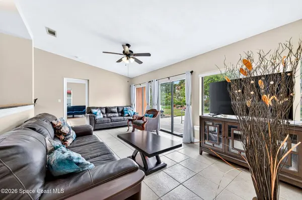 719 Bianca DR NE, Palm Bay, FL 32905