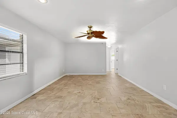 1909 Oakwood DR, Melbourne, FL 32935