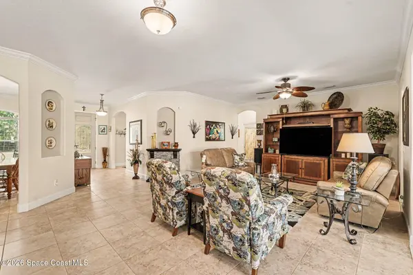 7119 Hacienda DR, Grant, FL 32949