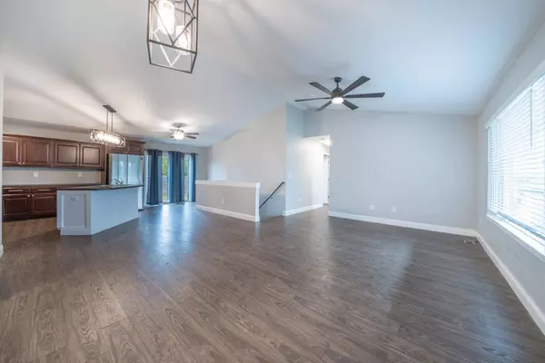 3100 N Rough Creek Rd, Derby, KS 67037