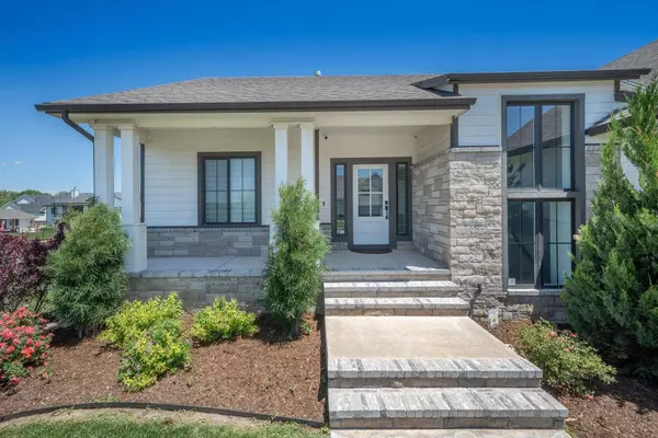 1604 N Shadow Rock Dr, Andover, KS 67002