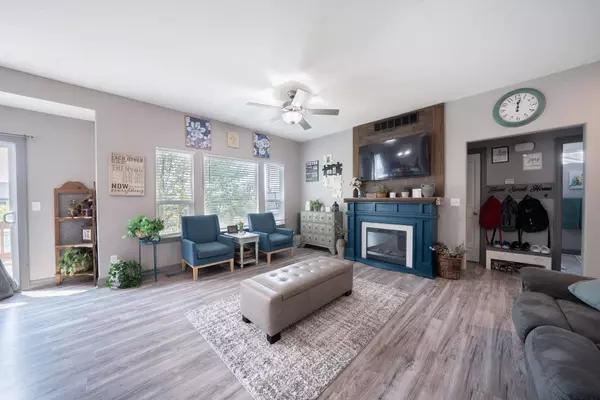 12609 W Jewell Cir, Wichita, KS 67235