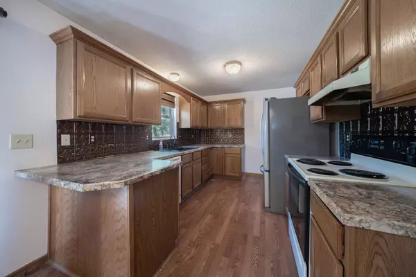 539 S Highland dr, Andover, KS 67002