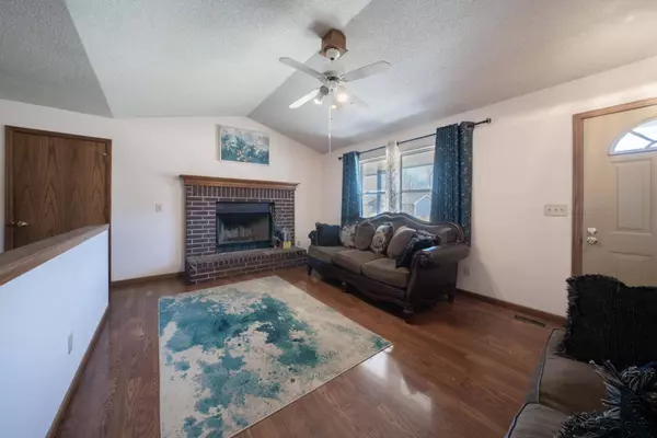 539 S Highland dr, Andover, KS 67002