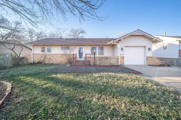 1717 State St, Augusta, KS 67010