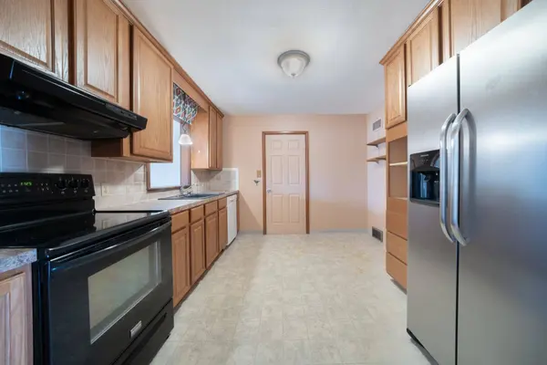 5519 Gramar St, Wichita, KS 67218