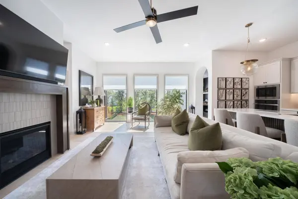 1023 W Silverstone Ct, Andover, KS 67002