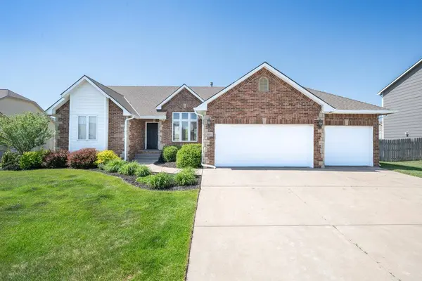 14011 E Watson St, Wichita, KS 67230