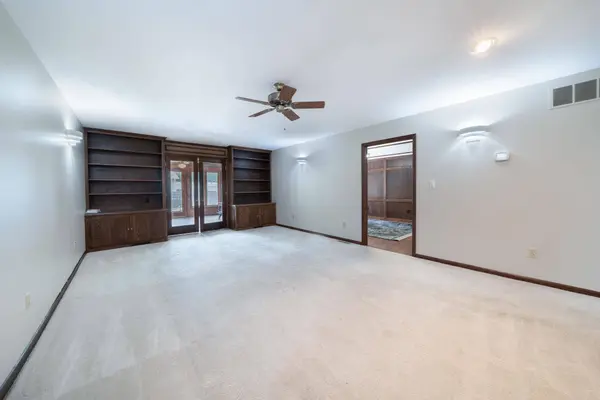 1837 N Mt Carmel, Wichita, KS 67203