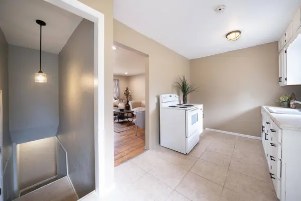 2337 S Glenn Ave, Wichita, KS 67213