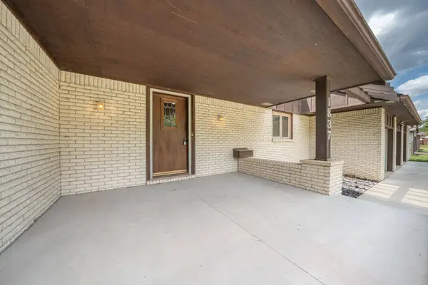 1837 N Mt Carmel, Wichita, KS 67203