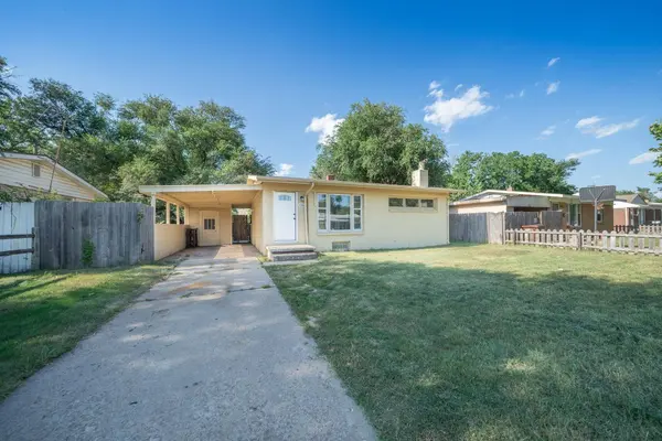 1308 E Catalina