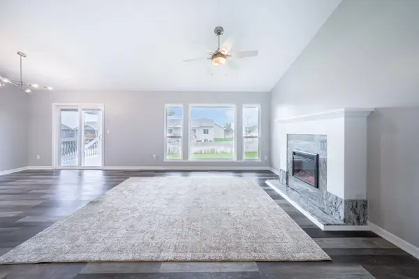 902 N St Andrew Ct, Goddard, KS 67052