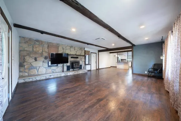 2634 SE Viney Ave, Murdock, KS 67111