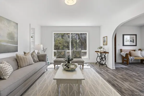 261 Portage RD, Kawartha Lakes, ON K0M 1B0