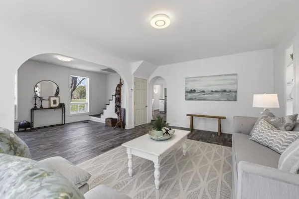 261 Portage RD, Kawartha Lakes, ON K0M 1B0