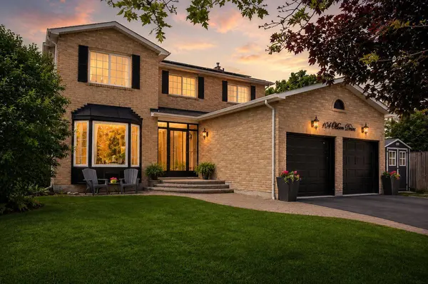 104 Moon DR, Barrie, ON L4N 7G9
