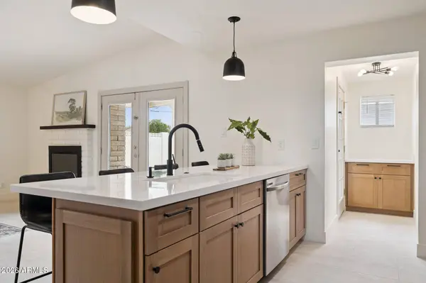 1023 E Larkspur Lane, Tempe, AZ 85288