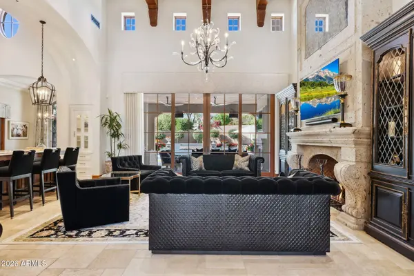 9926 E KEMPER Way, Scottsdale, AZ 85255