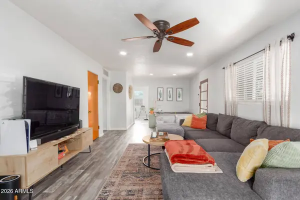 2311 N 30TH Place, Phoenix, AZ 85008