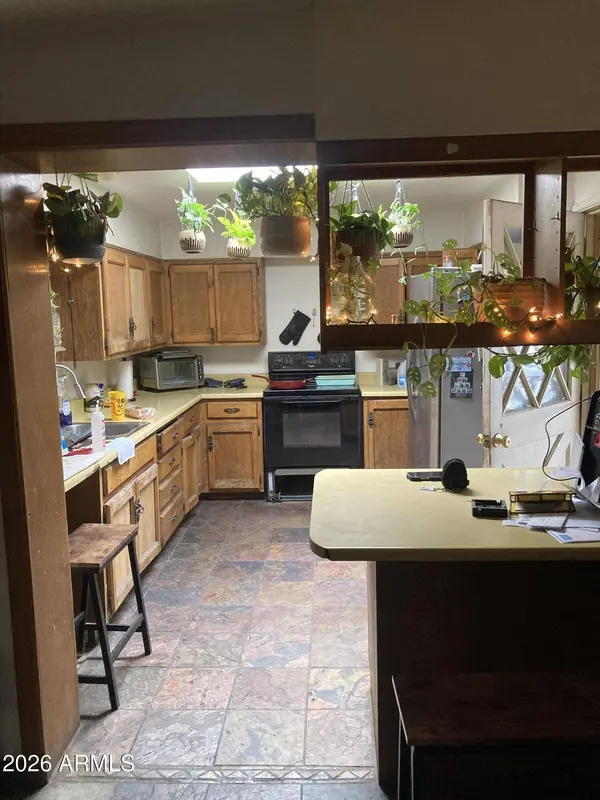 2729 W HAZELWOOD Street, Phoenix, AZ 85017