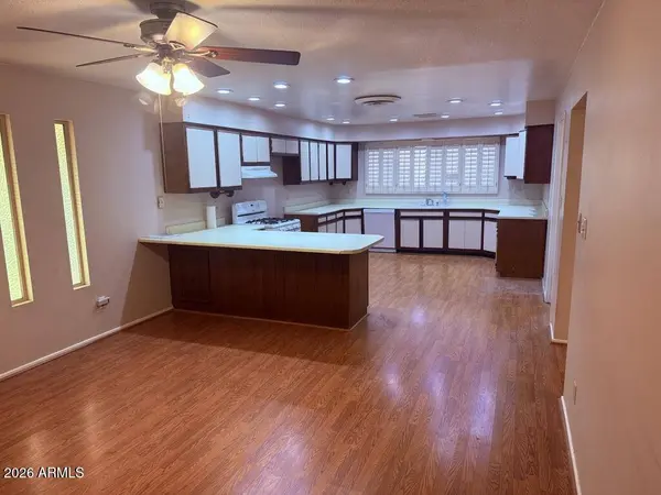 10838 N 12TH Street, Phoenix, AZ 85020