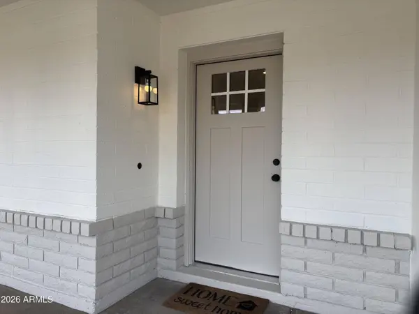 5723 W SUNNYSLOPE Lane, Glendale, AZ 85302