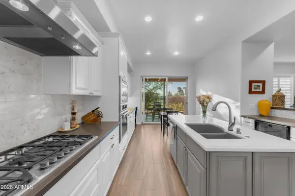 15240 N Clubgate Drive -- #129, Scottsdale, AZ 85254