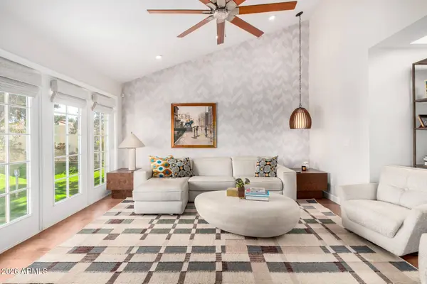 5743 N 24TH Place, Phoenix, AZ 85016