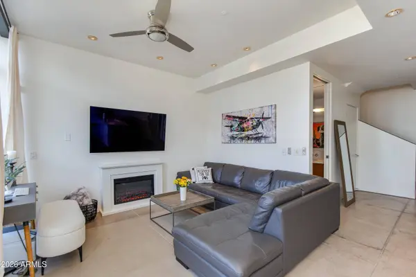 4747 N SCOTTSDALE Road #4009, Scottsdale, AZ 85251