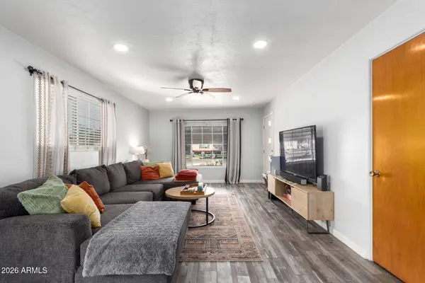 2311 N 30TH Place, Phoenix, AZ 85008