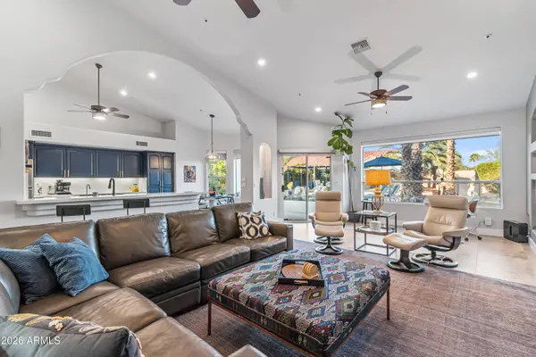 9154 E CHARTER OAK Drive, Scottsdale, AZ 85260