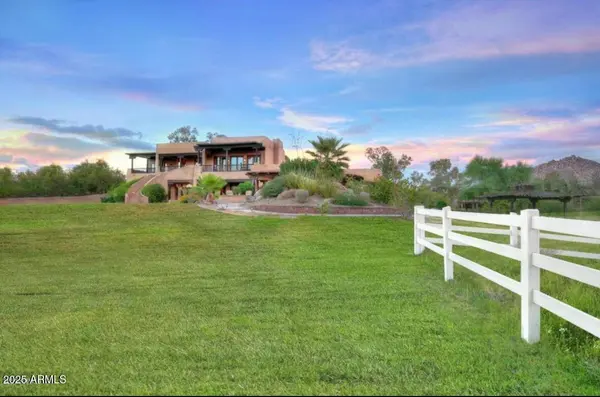 10015 E ADELE Court, Scottsdale, AZ 85255