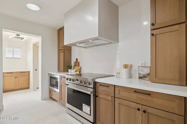 1023 E Larkspur Lane, Tempe, AZ 85288