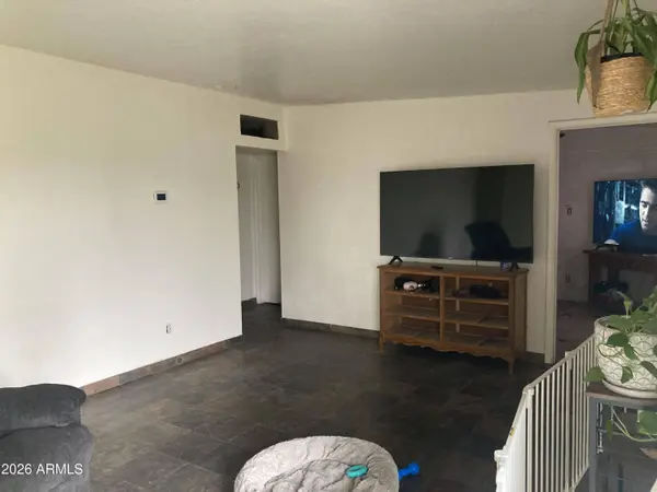 2729 W HAZELWOOD Street, Phoenix, AZ 85017