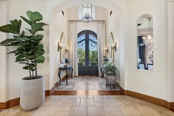 9926 E KEMPER Way, Scottsdale, AZ 85255